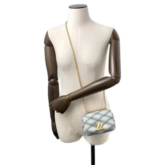 LOUIS VUITTON Maltage PICO GO-14 ChainShoulder Lambskin Blue M83071 - Picture 3 of 14